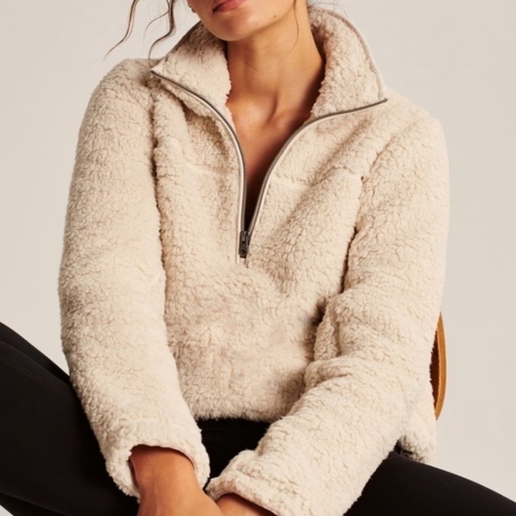 Abercrombie & Fitch Sherpa Half Zip Leather Trim Sweatshirt - Picture 3 of 11